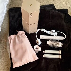 Aire 150 Hair Styling Set with Attachments NWT
